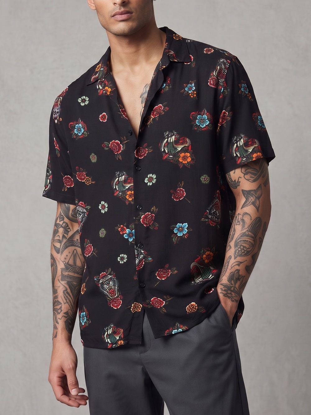 ZARA Man Tiger Floral Tattoo Black Print Short Sleeve Button Down Shirt S